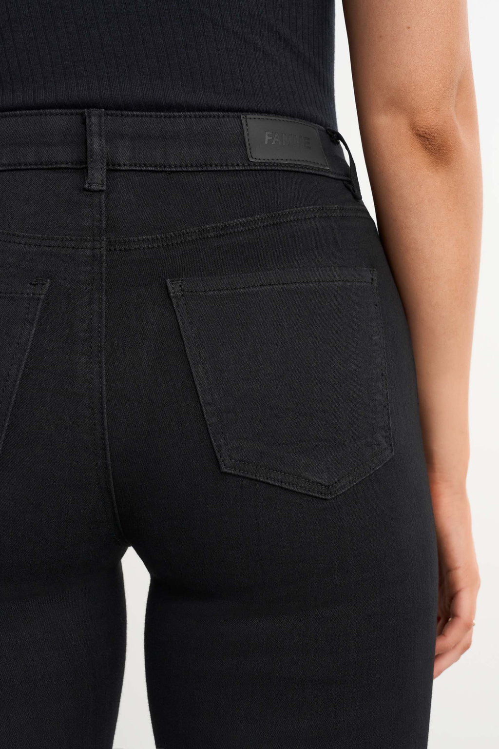 Flare Jeans V2 - for dame - Famme - Jeans